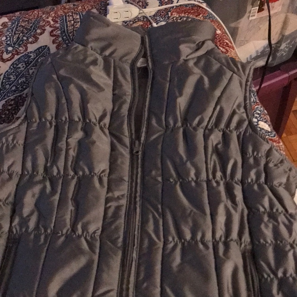 Gray vest medium brand new